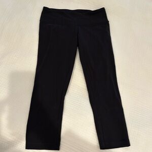 Lululemon Cropped Leggings Size 6